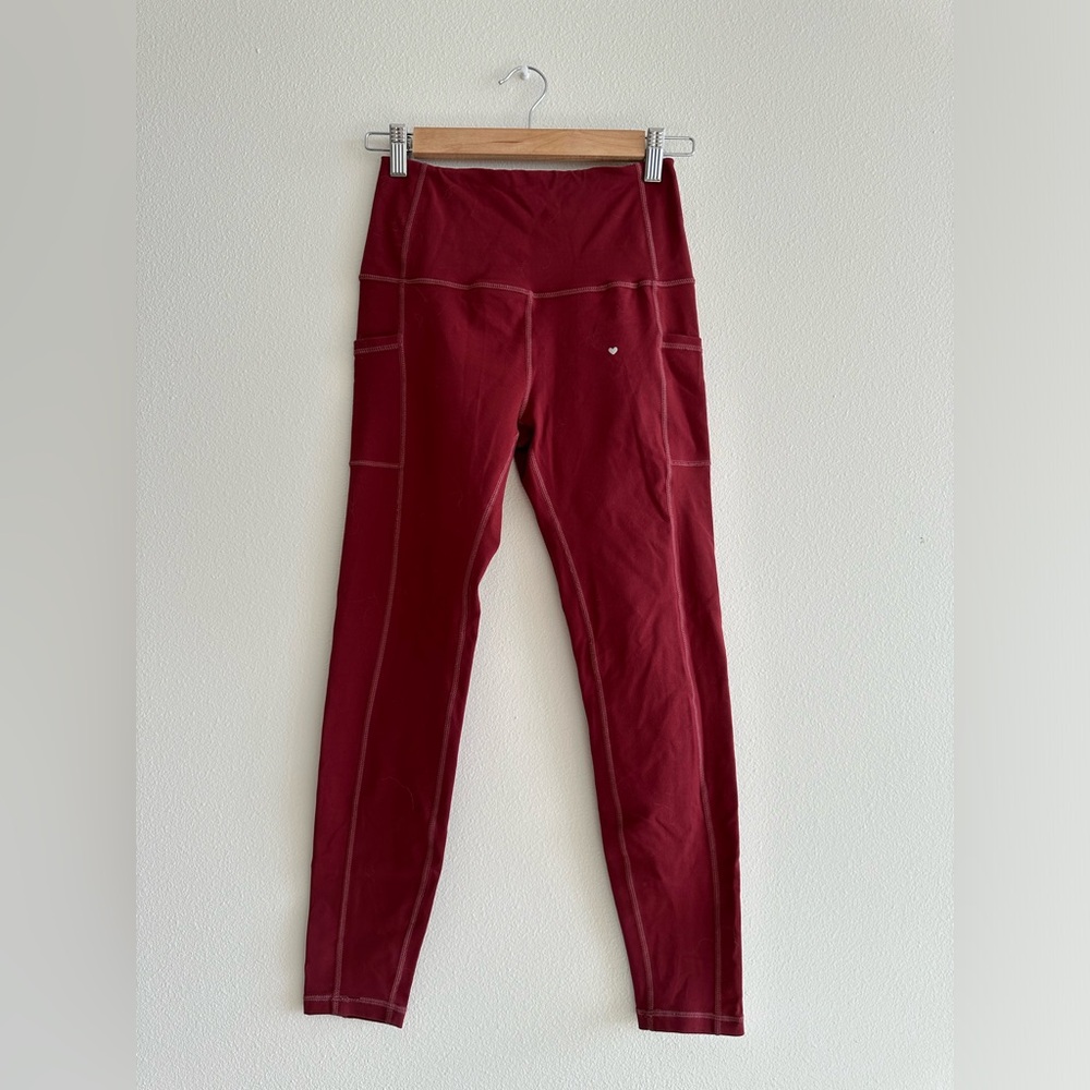 Love Fitness Apparel - Luxe Pocket Leggings in Dark Red S